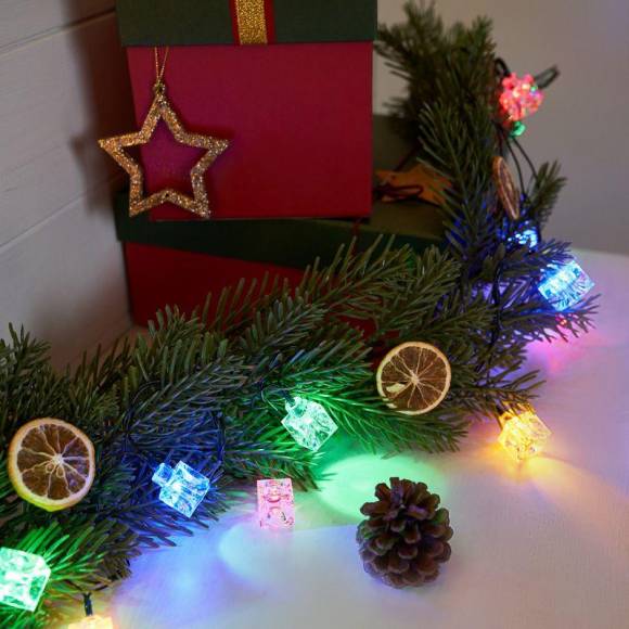 Гирлянда светодиодная "Кубики" 2.8м 20LED мультиколор 2Вт IP20 с контроллером 8 режимов Neon-Night 303-061 Гирлянда светодиодная "Кубики" 2.8м 20LED мультиколор 2Вт IP20 с контроллером 8 режимов Neon-Night 303-061