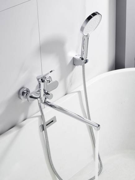 Смеситель для ванны с длинным изливом и лейкой (кран для ванны) Shevanik S4322, хром