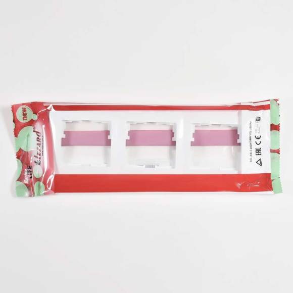 Рамка 3-м Karina Life горизонт. бел. LEZARD 708-0200-148 Рамка 3-м Karina Life горизонт. бел. LEZARD 708-0200-148