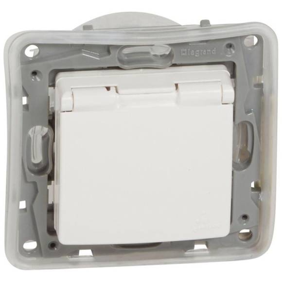 Розетка 1-м СП Etika 16А IP44 250В 2P+E с заземл. защ. шторки с крышкой немецк. стандарт безвинтов. клеммы механизм бел. Leg 672232 Розетка 1-м СП Etika 16А IP44 250В 2P+E с заземл. защ. шторки с крышкой немецк. стандарт безвинтов. клеммы механизм бел. Leg 672232