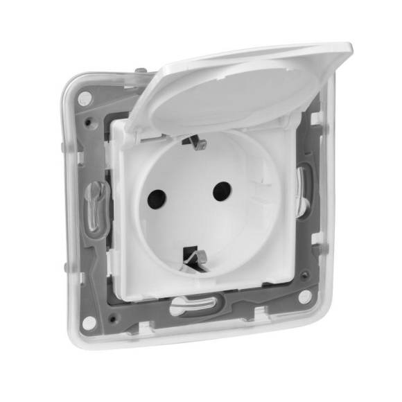 Розетка 1-м СП Etika 16А IP44 250В 2P+E с заземл. защ. шторки с крышкой немецк. стандарт безвинтов. клеммы механизм бел. Leg 672232 Розетка 1-м СП Etika 16А IP44 250В 2P+E с заземл. защ. шторки с крышкой немецк. стандарт безвинтов. клеммы механизм бел. Leg 672232