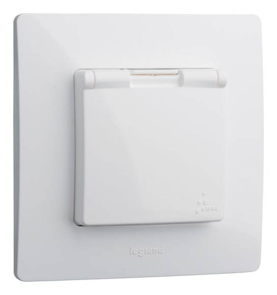 Розетка 1-м СП Etika 16А IP44 250В 2P+E с заземл. защ. шторки с крышкой немецк. стандарт безвинтов. клеммы механизм бел. Leg 672232 Розетка 1-м СП Etika 16А IP44 250В 2P+E с заземл. защ. шторки с крышкой немецк. стандарт безвинтов. клеммы механизм бел. Leg 672232