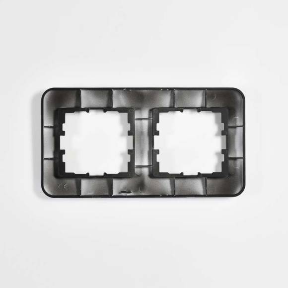 Рамка 2-м Karina Life горизонт. черн. бархат LEZARD 708-4200-147 Рамка 2-м Karina Life горизонт. черн. бархат LEZARD 708-4200-147