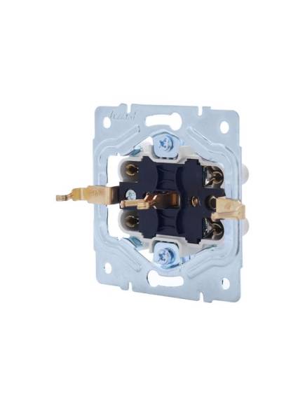 Розетка 2-м СП VESNA с заземл. со шторками ПБТ кремов. LEZARD 742-0300-178B Розетка 2-м СП VESNA с заземл. со шторками ПБТ кремов. LEZARD 742-0300-178B