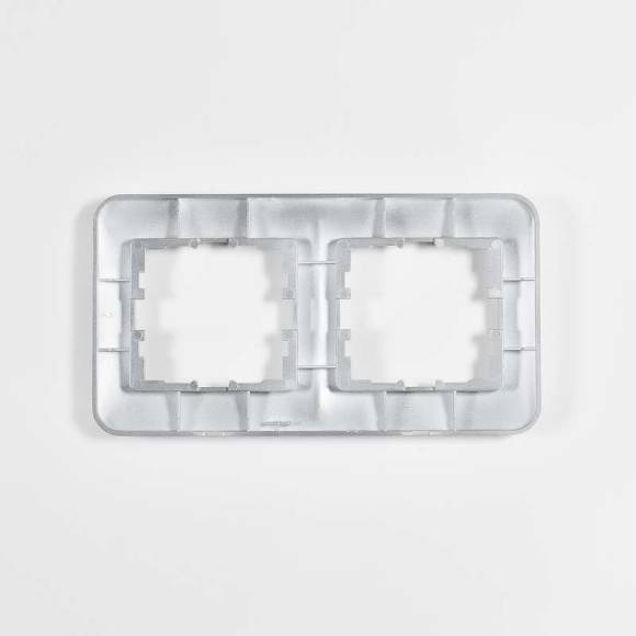 Рамка 2-м Karina Life горизонт. матов. серебр. LEZARD 708-4300-147 Рамка 2-м Karina Life горизонт. матов. серебр. LEZARD 708-4300-147