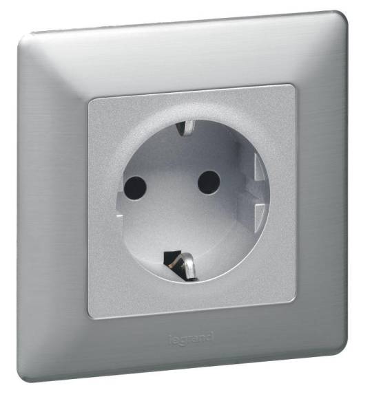 Розетка 1-м СП Valena In'matic 16А IP20 250В 2P защ. шторки безвинтов. клеммы механизм Leg 753016 Розетка 1-м СП Valena In'matic 16А IP20 250В 2P защ. шторки безвинтов. клеммы механизм Leg 753016