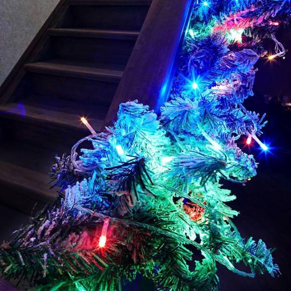 Гирлянда светодиодная универсальная 10м 100LED мультиколор 4Вт IP20 с контроллером провод ПВХ прозр. Neon-Night 304-029 Гирлянда светодиодная универсальная 10м 100LED мультиколор 4Вт IP20 с контроллером провод ПВХ прозр. Neon-Night 304-029