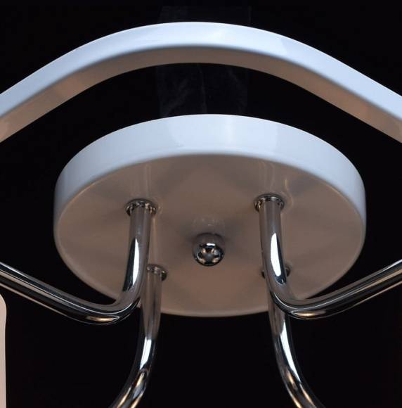 Потолочная люстра DeMarkt Тетро 673010304 Потолочная люстра DeMarkt Тетро 673010304