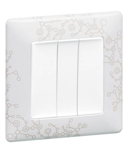 Выключатель 3-кл. СП Valena Life 10А IP20 250В 10AX с лицев. панелью винтов. зажимы механизм бел. Leg 752403 Выключатель 3-кл. СП Valena Life 10А IP20 250В 10AX с лицев. панелью винтов. зажимы механизм бел. Leg 752403