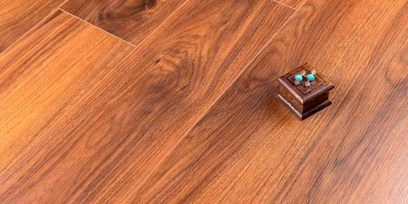 Ламинат Winlerk Reality Walnut Hart (с подложкой) R807
