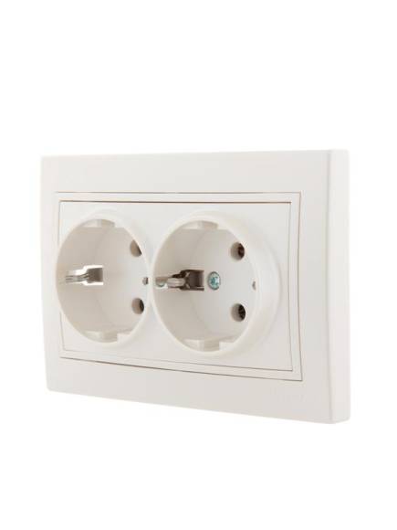 Розетка 2-м СП Mira 16А IP20 с заземл. со вставкой керамика жемчуж./бел. перламутр. LEZARD 701-3030-127 Розетка 2-м СП Mira 16А IP20 с заземл. со вставкой керамика жемчуж./бел. перламутр. LEZARD 701-3030-127