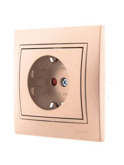 Розетка 1-м СП Mira 16А IP20 с заземл. защ. шторки со вставкой керамика свет. корич. перламутр. LEZARD 701-3131-124 Розетка 1-м СП Mira 16А IP20 с заземл. защ. шторки со вставкой керамика свет. корич. перламутр. LEZARD 701-3131-124