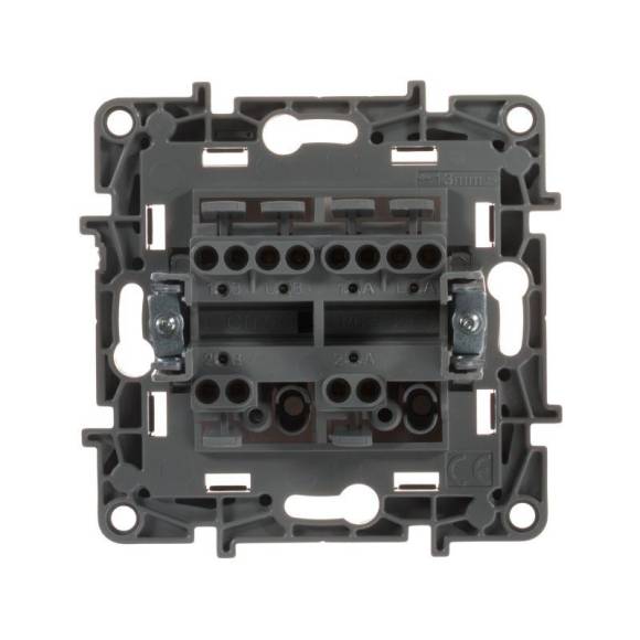 Переключатель 2-кл. СП Etika Plus 10А IP20 250В 10AX безвинтов. зажимы механизм алюм. Leg 672412 Переключатель 2-кл. СП Etika Plus 10А IP20 250В 10AX безвинтов. зажимы механизм алюм. Leg 672412