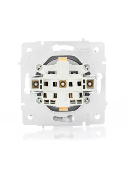 Розетка 1-м СП Vesna с заземл. с крышкой ПБТ механизм платина LEZARD 742-3588-123B Розетка 1-м СП Vesna с заземл. с крышкой ПБТ механизм платина LEZARD 742-3588-123B