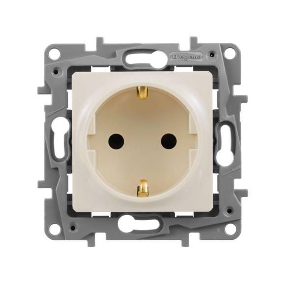 Розетка 1-м СП Etika 16А IP31 250В 2P+E с заземл. защ. шторки немецк. стандарт винтов. клеммы механизм сл. кость Leg 672322 Розетка 1-м СП Etika 16А IP31 250В 2P+E с заземл. защ. шторки немецк. стандарт винтов. клеммы механизм сл. кость Leg 672322