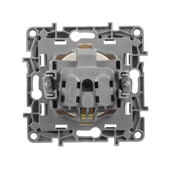 Розетка 1-м СП Etika 16А IP31 250В 2P+E с заземл. защ. шторки немецк. стандарт винтов. клеммы механизм сл. кость Leg 672322 Розетка 1-м СП Etika 16А IP31 250В 2P+E с заземл. защ. шторки немецк. стандарт винтов. клеммы механизм сл. кость Leg 672322