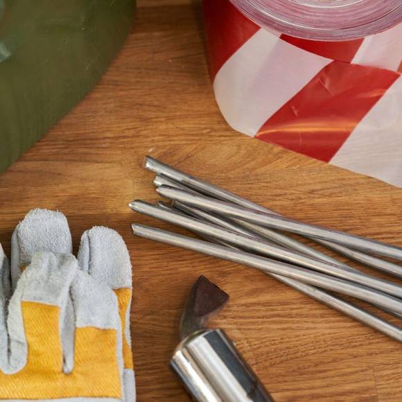 Припой пруток ПОС-61 (d8мм L400мм 195±10гр) Rexant 09-3561 Припой пруток ПОС-61 (d8мм L400мм 195±10гр) Rexant 09-3561