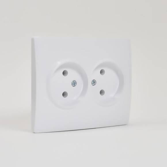 Розетка 2-м СП Karina 16А IP20 без заземл. термопласт бел. LEZARD 707-0200-128B Розетка 2-м СП Karina 16А IP20 без заземл. термопласт бел. LEZARD 707-0200-128B