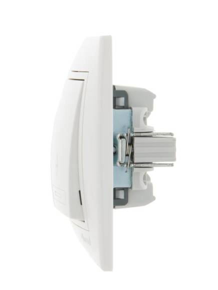 Переключатель проходной 2-кл. СП Mira 10А IP20 с бел.вставкой бел. LEZARD 701-0202-106 Переключатель проходной 2-кл. СП Mira 10А IP20 с бел.вставкой бел. LEZARD 701-0202-106