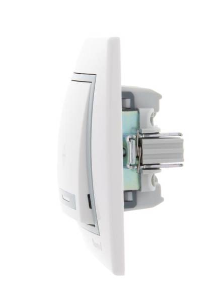 Переключатель проходной 2-кл. СП Mira 10А с сер. вставкой бел. LEZARD 701-0215-106 Переключатель проходной 2-кл. СП Mira 10А с сер. вставкой бел. LEZARD 701-0215-106